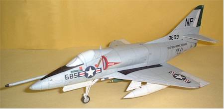 A-4C �X�J�C�z�[�N