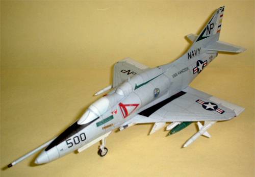 A-4F XJCz[N